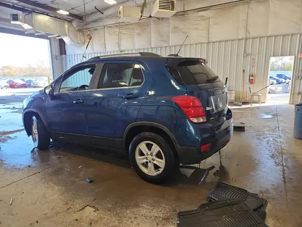 3GNCJLSB4KL271022 2019 CHEVROLET TRAX - Image 2