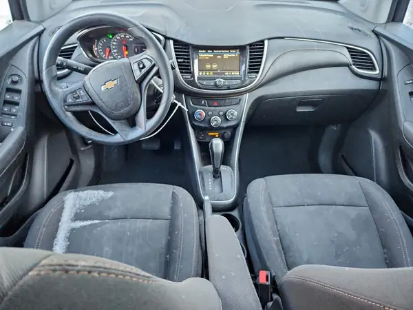 3GNCJLSB4KL271022 2019 CHEVROLET TRAX - Image 8