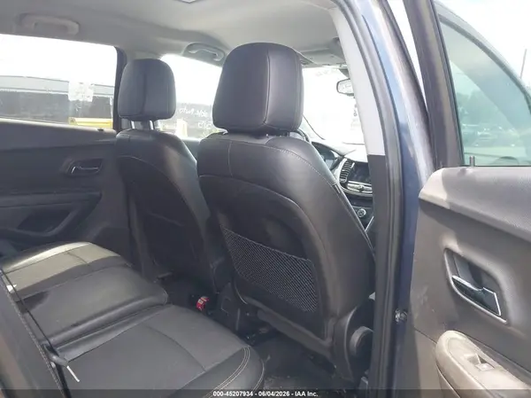 3GNCJLSB4KL272087 2019 CHEVROLET TRAX - Image 8