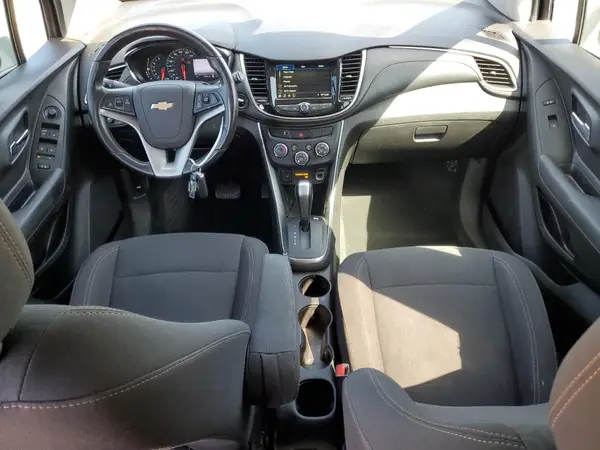 3GNCJLSB4KL280271 2019 CHEVROLET TRAX - Image 8