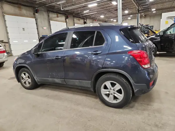 3GNCJLSB4KL280609 2019 CHEVROLET TRAX - Image 2