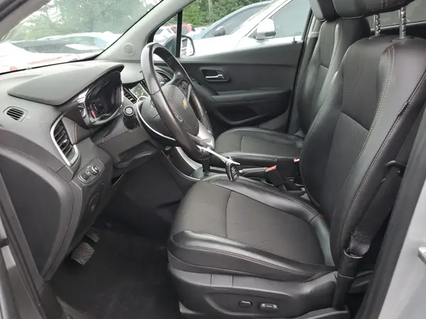 2019 CHEVROLET TRAX auction photo 7