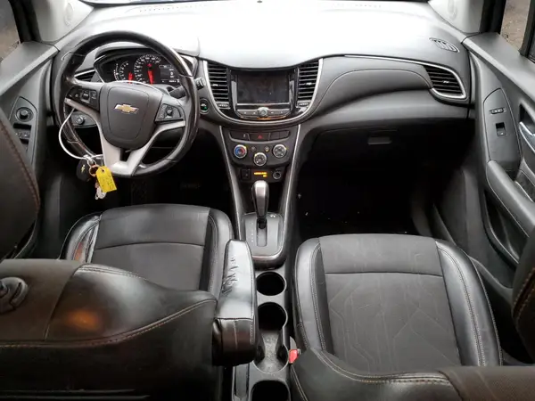 3GNCJLSB4KL302124 2019 CHEVROLET TRAX - Image 8