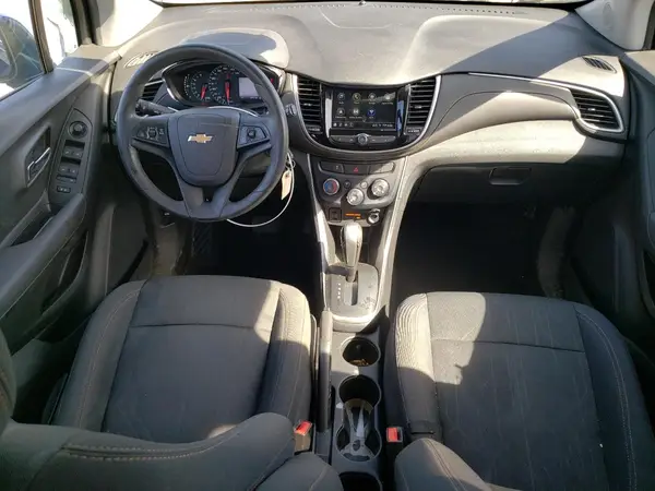 3GNCJLSB4KL330800 2019 CHEVROLET TRAX - Image 8