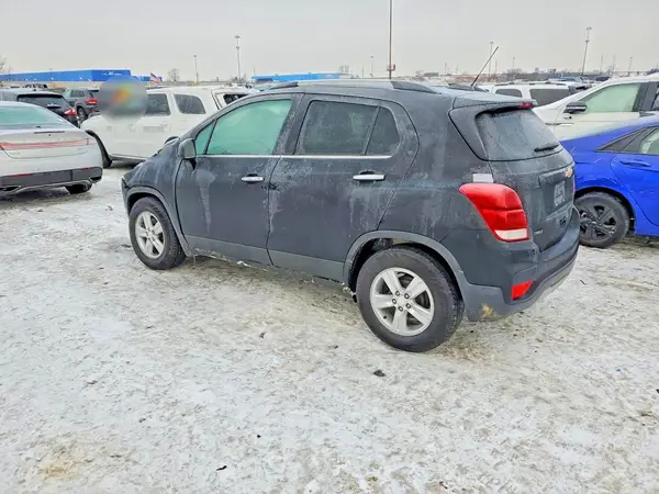 3GNCJLSB4KL348066 2019 CHEVROLET TRAX - Image 2