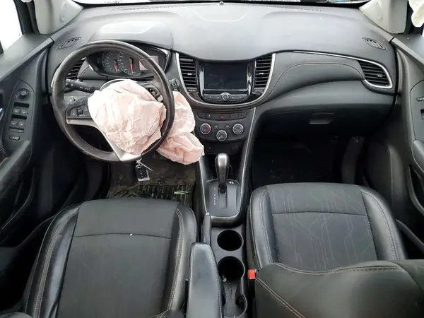 3GNCJLSB4KL348066 2019 CHEVROLET TRAX - Image 8