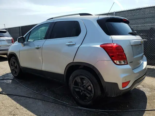 3GNCJLSB4KL363344 2019 CHEVROLET TRAX - Image 2