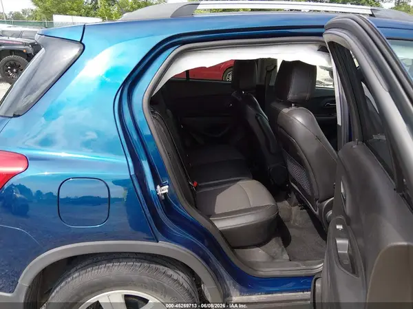 3GNCJLSB4KL379530 2019 CHEVROLET TRAX - Image 8