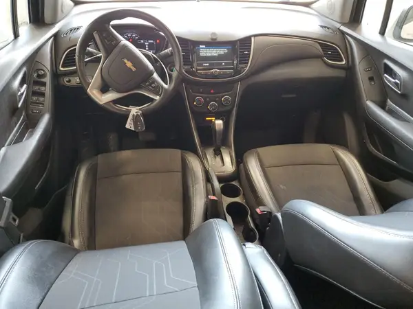 3GNCJLSB4KL392875 2019 CHEVROLET TRAX - Image 8