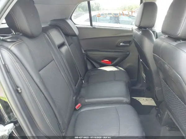 3GNCJLSB4KL397560 2019 CHEVROLET TRAX - Image 8