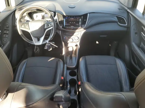 3GNCJLSB4LL138049 2020 CHEVROLET TRAX - Image 8