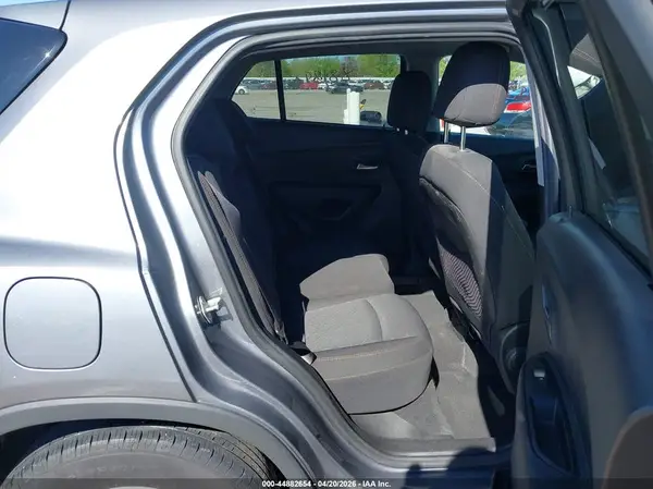 3GNCJLSB4LL181211 2020 CHEVROLET TRAX - Image 8