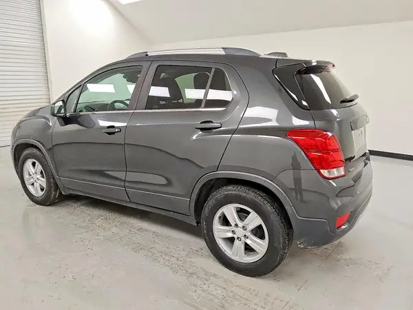 3GNCJLSB4LL186604 2020 CHEVROLET TRAX - Image 2