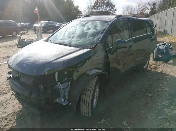 3GNCJLSB4LL210173 2020 CHEVROLET TRAX - Image 2