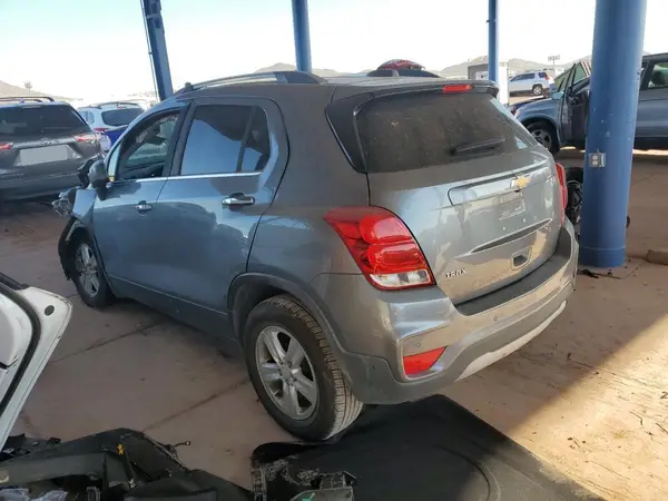 3GNCJLSB4LL251550 2020 CHEVROLET TRAX - Image 2