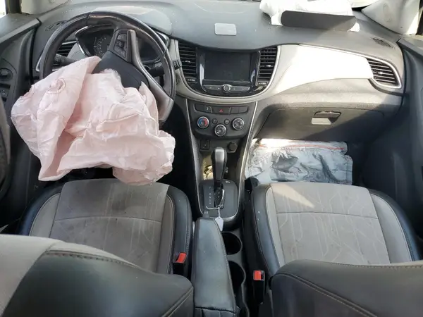3GNCJLSB4LL251550 2020 CHEVROLET TRAX - Image 8