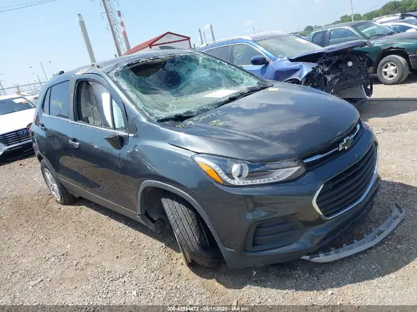 3GNCJLSB4LL253010 2020 CHEVROLET TRAX - Image 1