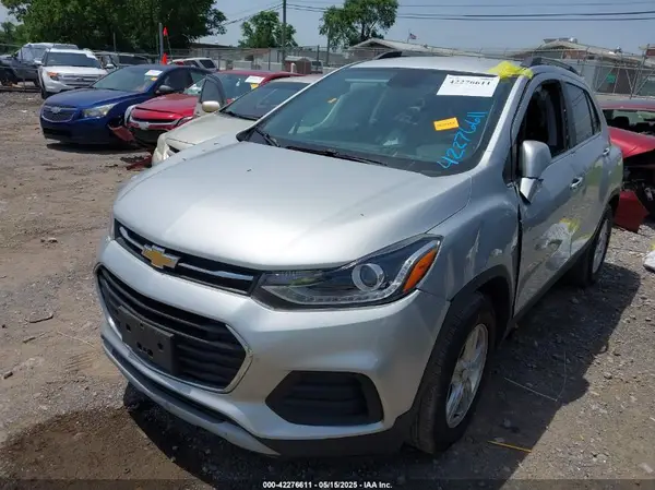 3GNCJLSB4LL261950 2020 CHEVROLET TRAX - Image 2