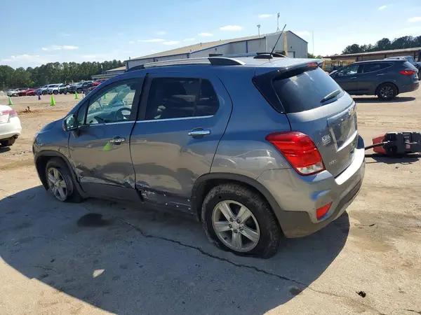 3GNCJLSB4LL267599 2020 CHEVROLET TRAX - Image 2
