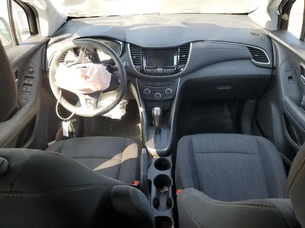 3GNCJLSB4LL282832 2020 CHEVROLET TRAX - Image 8