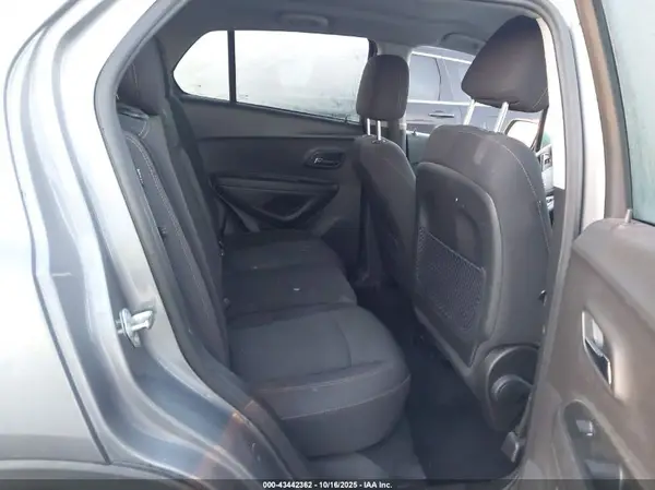 3GNCJLSB4LL295676 2020 CHEVROLET TRAX - Image 8