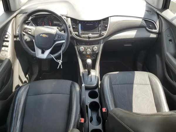 3GNCJLSB4LL302206 2020 CHEVROLET TRAX - Image 8