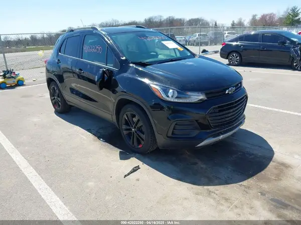 3GNCJLSB4LL319247 2020 CHEVROLET TRAX - Image 1