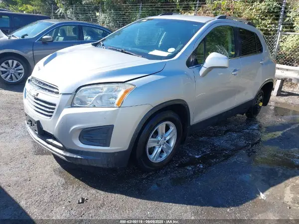 3GNCJLSB5GL265849 2016 CHEVROLET TRAX - Image 2