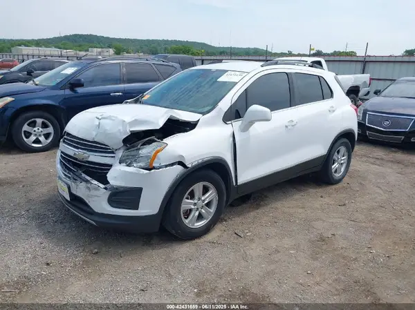 3GNCJLSB5GL272798 2016 CHEVROLET TRAX - Image 2