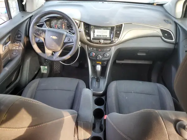 3GNCJLSB5HL132395 2017 CHEVROLET TRAX - Image 8
