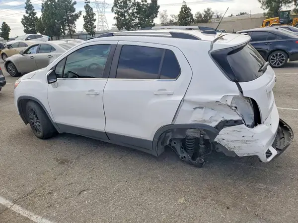 3GNCJLSB5HL142103 2017 CHEVROLET TRAX - Image 2