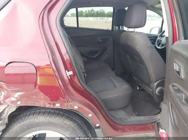 3GNCJLSB5HL142196 2017 CHEVROLET TRAX - Image 8