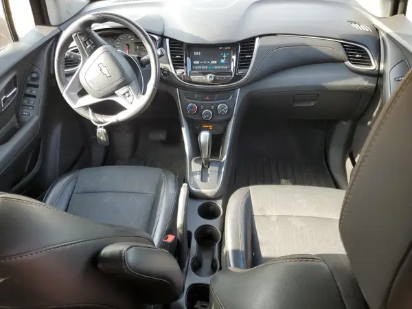 3GNCJLSB5HL142571 2017 CHEVROLET TRAX - Image 8