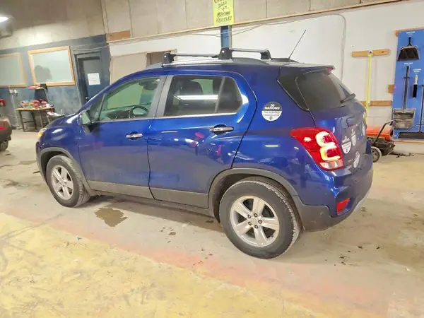 3GNCJLSB5HL146152 2017 CHEVROLET TRAX - Image 2