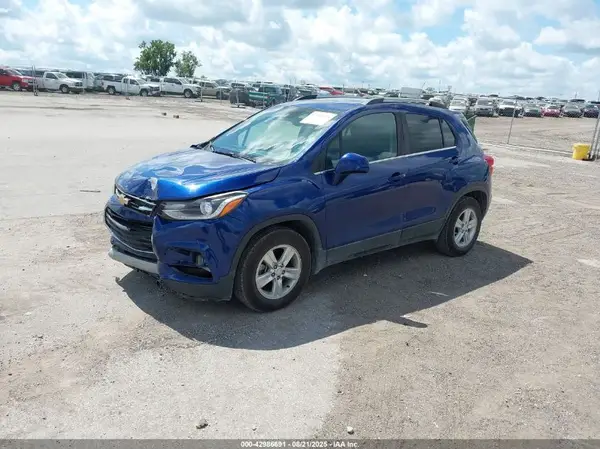 3GNCJLSB5HL151447 2017 CHEVROLET TRAX - Image 2