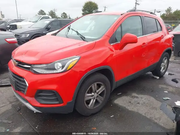 3GNCJLSB5HL158415 2017 CHEVROLET TRAX - Image 2