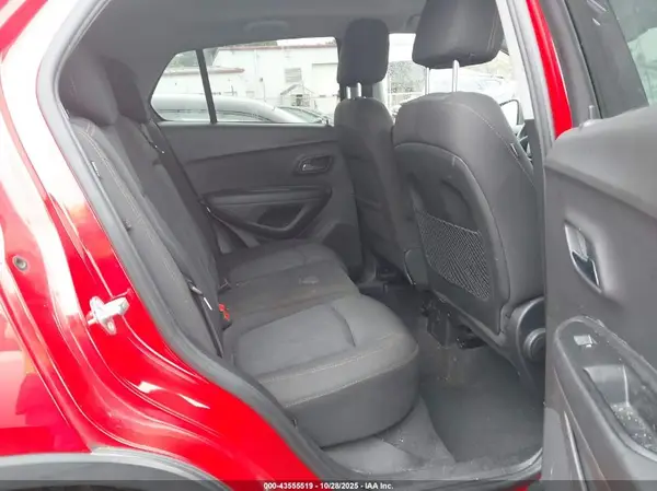 3GNCJLSB5HL158415 2017 CHEVROLET TRAX - Image 8