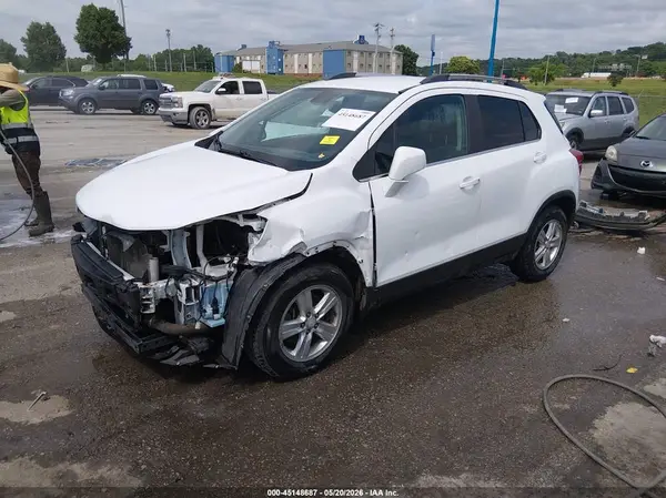 3GNCJLSB5HL160195 2017 CHEVROLET TRAX - Image 2