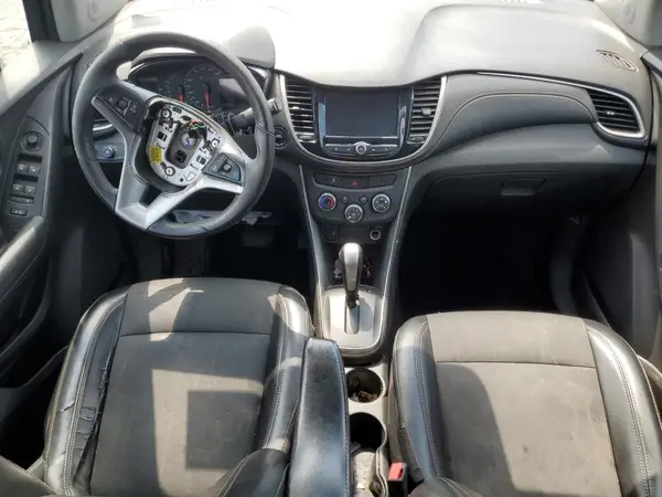 3GNCJLSB5HL165896 2017 CHEVROLET TRAX - Image 8