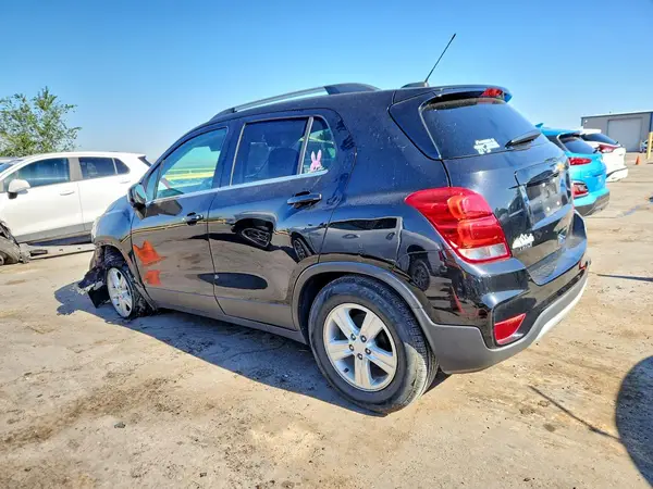 3GNCJLSB5HL166207 2017 CHEVROLET TRAX - Image 2