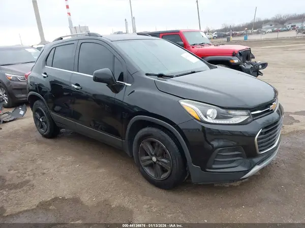 3GNCJLSB5HL189213 2017 CHEVROLET TRAX - Image 1