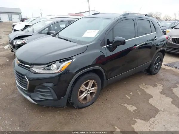 3GNCJLSB5HL189213 2017 CHEVROLET TRAX - Image 2