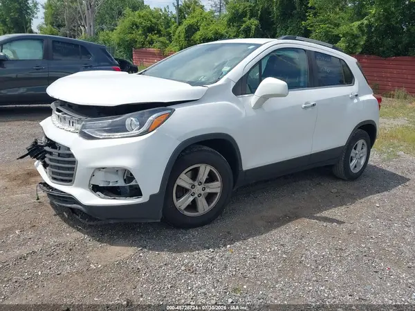 3GNCJLSB5HL220301 2017 CHEVROLET TRAX - Image 2