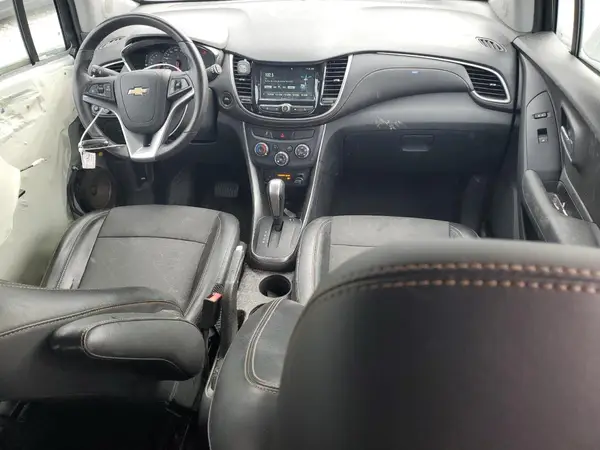 3GNCJLSB5HL238426 2017 CHEVROLET TRAX - Image 8
