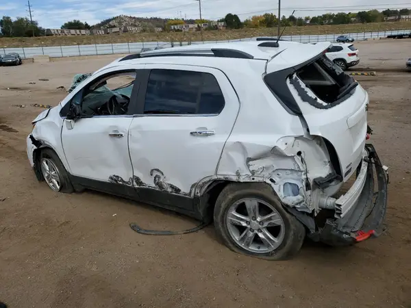 3GNCJLSB5HL257493 2017 CHEVROLET TRAX - Image 2