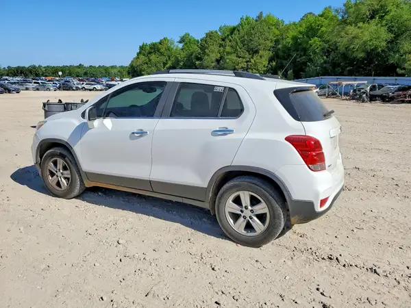 3GNCJLSB5HL274584 2017 CHEVROLET TRAX - Image 2