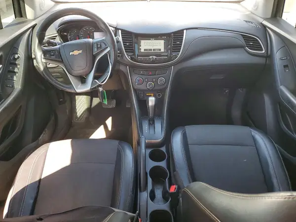 3GNCJLSB5HL274584 2017 CHEVROLET TRAX - Image 8