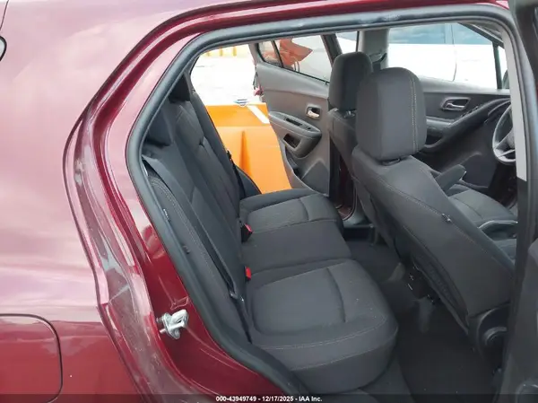 3GNCJLSB5HL275993 2017 CHEVROLET TRAX - Image 8