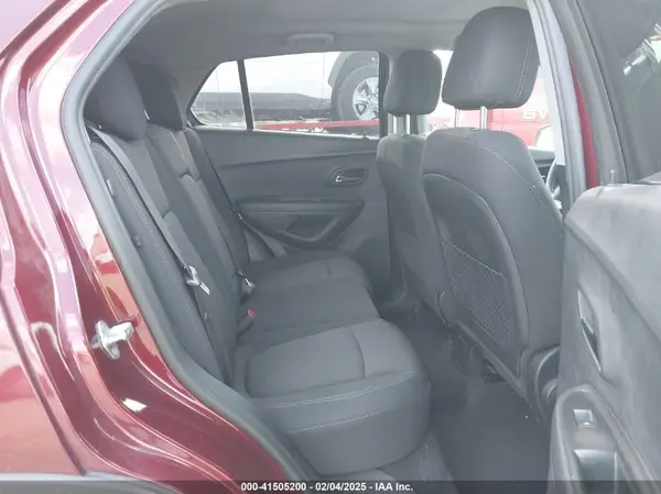 3GNCJLSB5HL276352 2017 CHEVROLET TRAX - Image 8