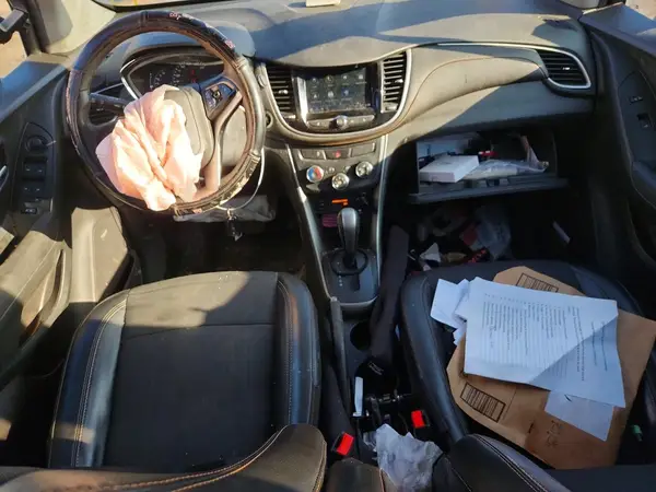 3GNCJLSB5JL153981 2018 CHEVROLET TRAX - Image 8